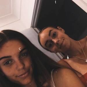 Meet your Posher, Kendra